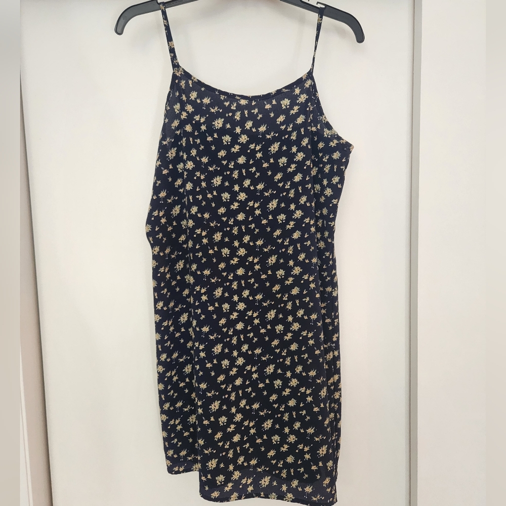 Select Clothing vintage 90's / Y2K Navy Floral Dress Medium